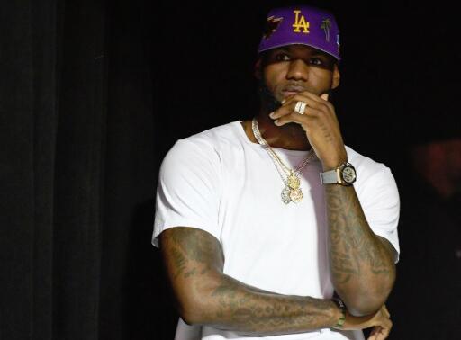 回应葛里芬批评？詹皇推特发文引关注 中网体坛,oubili.com