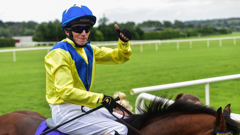 骑师大卫·西蒙森（David Simmonson）和钱安·库利南（Cian Cullinan）在可卡因测试呈阳性后被取缔 中网体坛,oubili.com