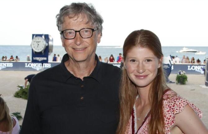 QQ截图20200131124740.jpg 比尔·盖茨(Bill Gates)的女儿珍妮佛(Jennifer)与埃及马术家纳耶·纳萨尔(Nayel Nassar)订婚 中网体坛,oubili.com