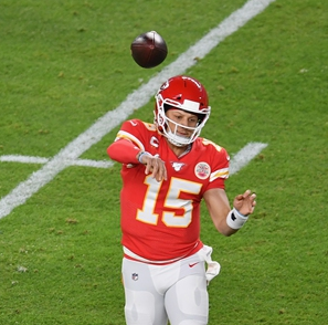 酋长队的四分卫Mahomes在超级碗获胜后很高兴保持低调 中网体坛,oubili.com