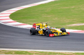 Vinales在赫雷斯赢得了崩溃崩溃的Virtual GP 中网体坛,oubili.com