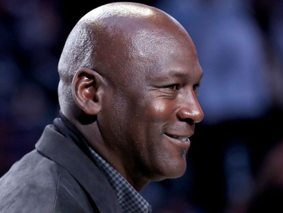迈克尔·乔丹(Michael Jordan):1亿美元的认捐是一种被“压倒”的非洲裔美国人“站出来”的方式 中网体坛,oubili.com