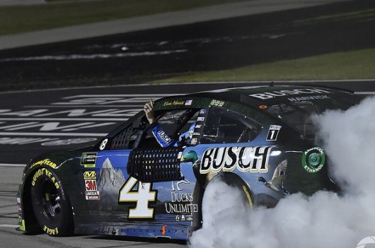 凯文·哈维克(Kevin Harvick) 在球迷回来之前,不举行胜利庆祝 中网体坛,oubili.com