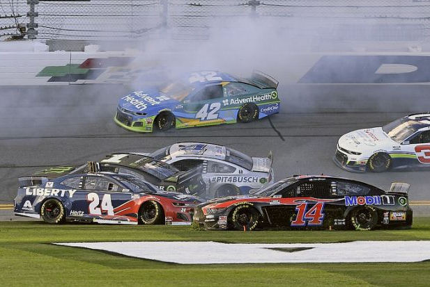 克林特·鲍耶（Clint Bowyer）：代托纳（Daytona）道路课程每个人的诀窍 中网体坛,oubili.com