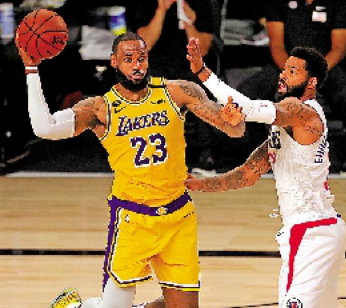 湖人复赛首仗险胜快艇 勒邦占士奠定胜局 中网体坛,oubili.com