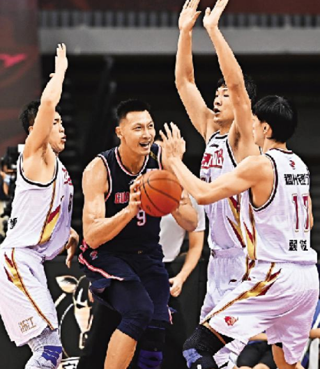 易建联5膺常规赛MVP  易建联本季表现不俗 中网体坛,oubili.com