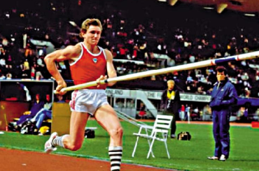 鸟人”布卡曾倒灶空手而回:俄罗斯名宿伊辛巴耶娃也曾经爆大冷空手而回 中网体坛,oubili.com