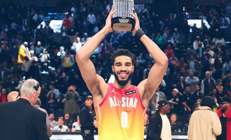 《2023明星赛》Jayson Tatum破明星赛得分纪录夺MVP Team LeBron首度吞败 中网体坛,oubili.com