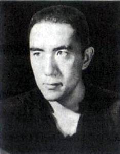 日本作家三岛由纪夫出生（转自：历史上的今天。com）