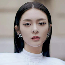 卓依婷的英文名