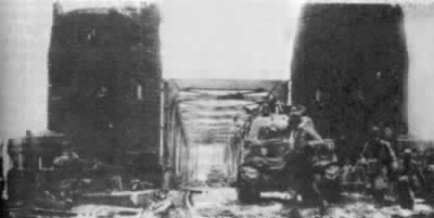 美军横渡莱茵河(转自：历史上的今天。com)