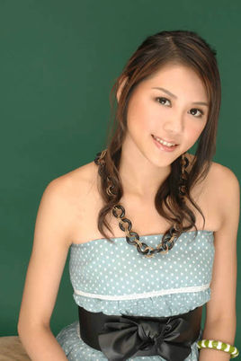 严立婷的英文名